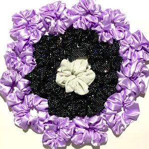 ✨3 PACK HANDMADE STYLISH SCRUNCHIES💜🤍🖤